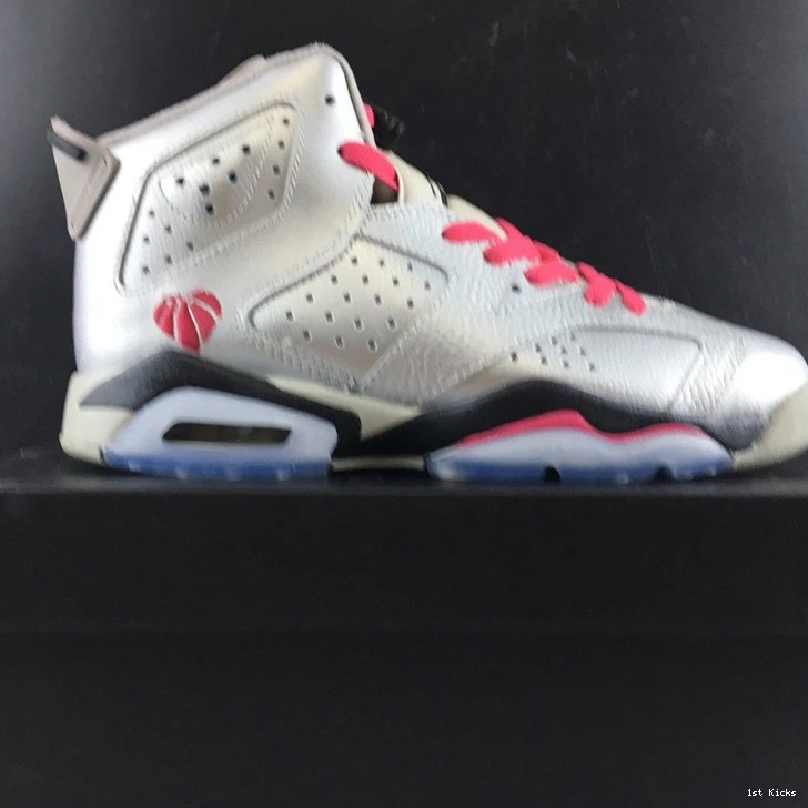 Retro Day 6 543390-009 (GS)  2014 Valentine's Jordan 0908